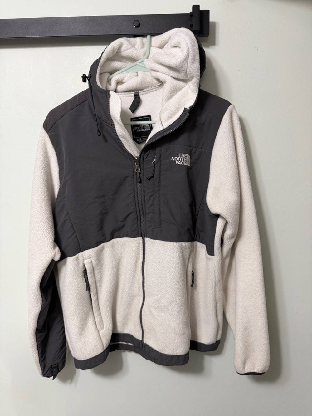 The North Face Two-Tone Fleece Jacket - White & Charcoal Womens medium